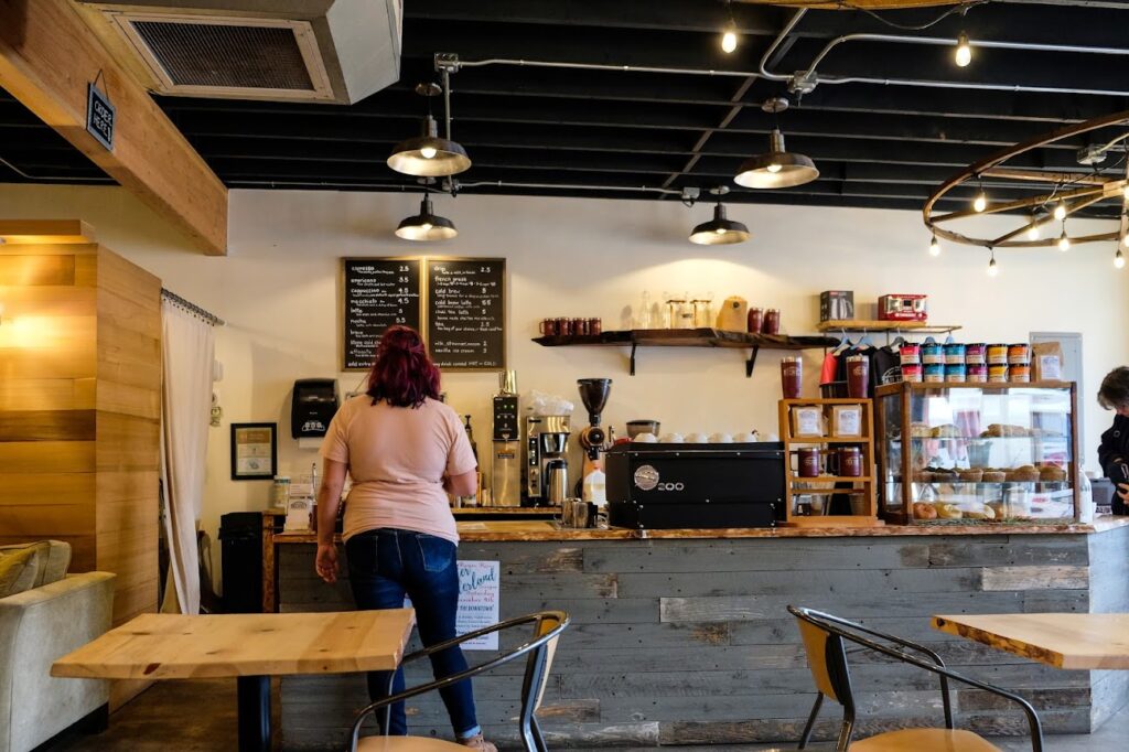 Cozy Coffee Shops - Southern Oregon - What to do in Southern Oreogn
